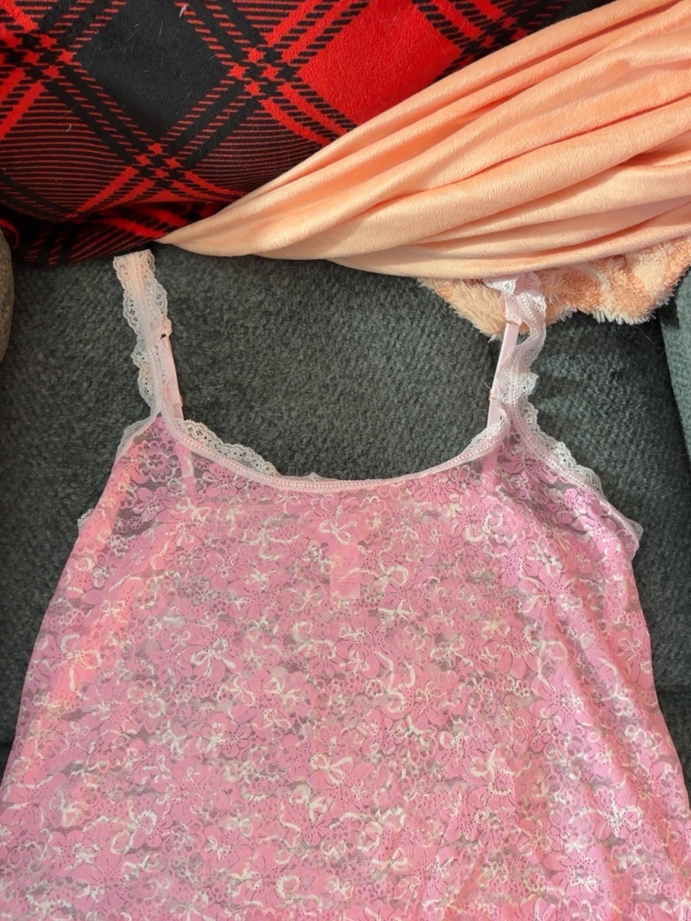 LoveShackFancyxPink Cropped Lace Tank Top